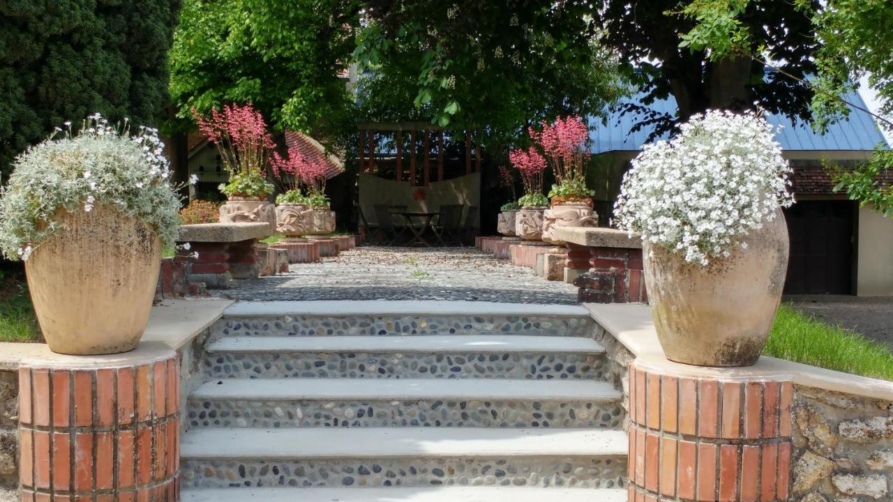 La Closerie Droue-sur-Drouette Exterior photo